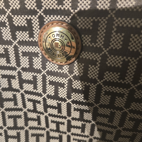 Crossbody bag Tommy Hilfiger. Tan color - Picture 2 of 7